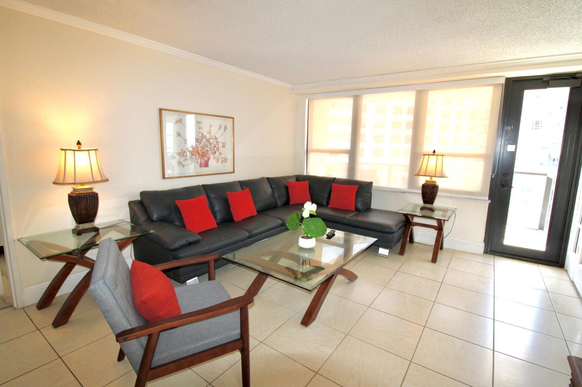 Alexander 1211 Beachfront Condo With Direct Beach Access, 2 Pools, Sauna, Gym - Miami Beach