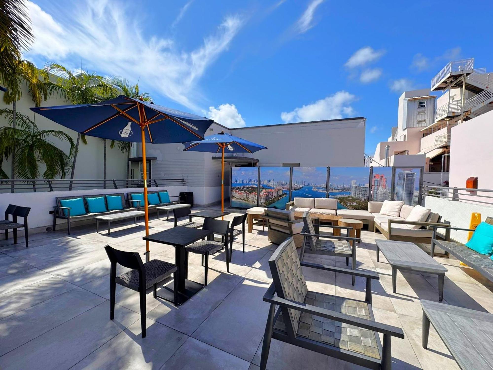 The Cove By Renzzi (Adults Only)