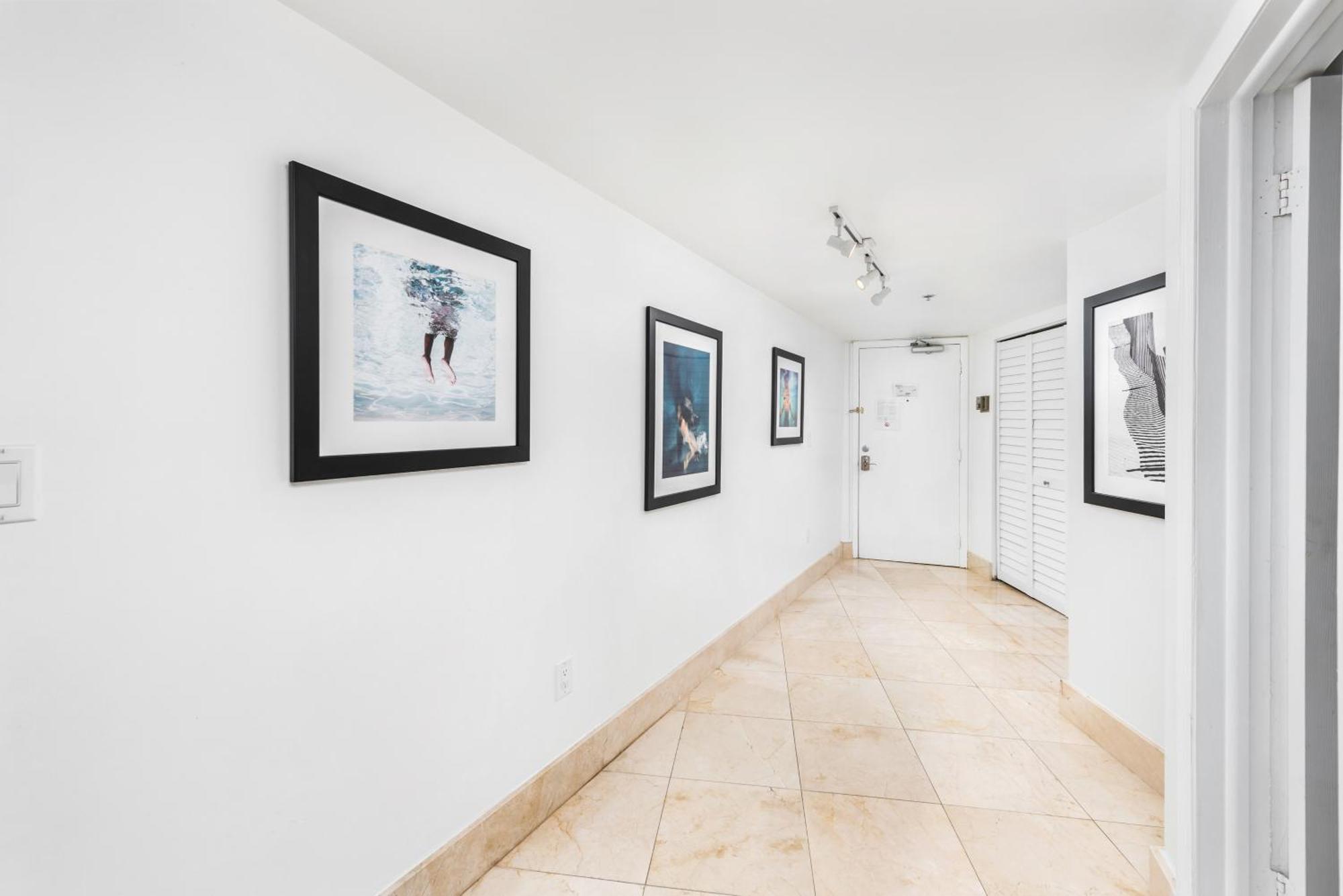 Oceanfront Loft At Castle Beach Club -M15 Aparthotel - Miami Beach